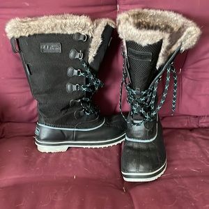 Lace up LLBean Winter Boots